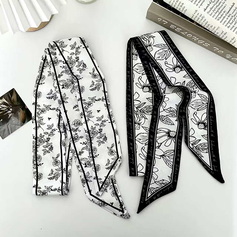 Sciarpa Lunga in Seta di Lusso - Ascot Neck Scarf recensione e prezzo